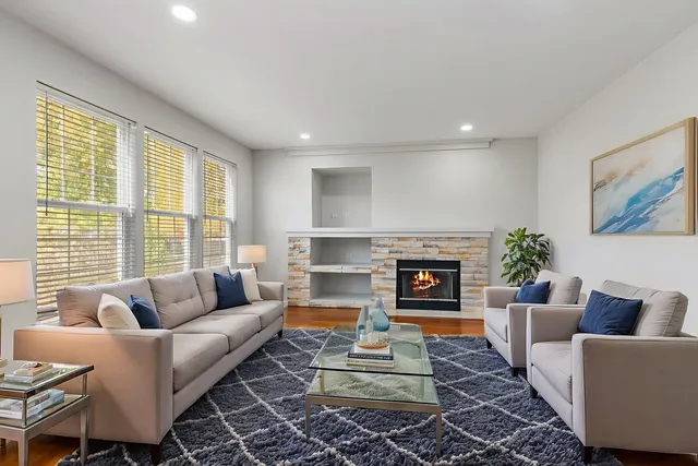 $525,000 | 54 Meadows Drive, Gilberts, IL 60136