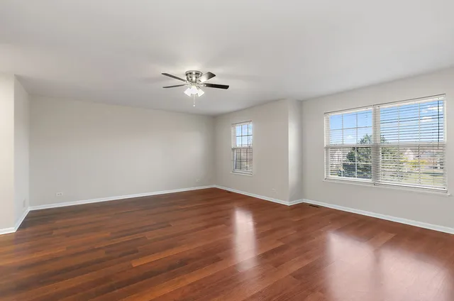 $525,000 | 54 Meadows Drive, Gilberts, IL 60136