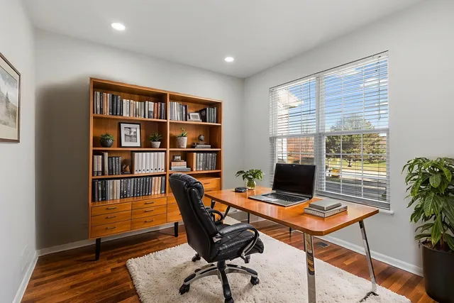 $525,000 | 54 Meadows Drive, Gilberts, IL 60136