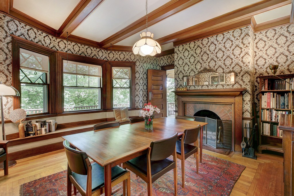 18 Devon Terrace Newton, MA 02459 - Photo 6 of 30 Gallery Image 6