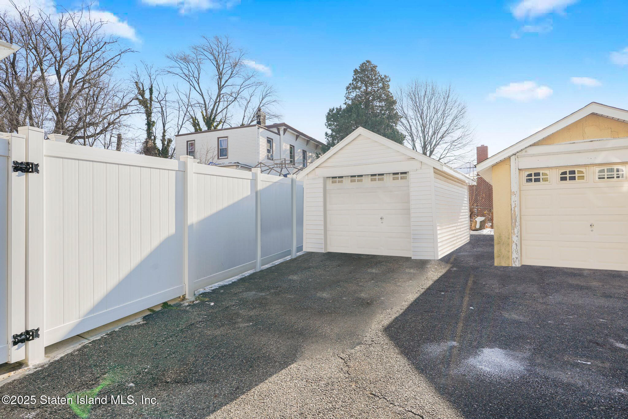 116 Coursen Place Staten Island, NY 10304 - Photo 22 of 22 Garage