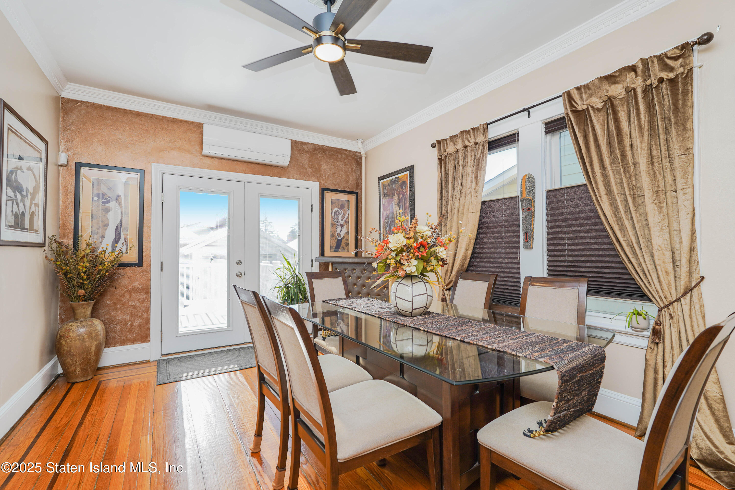 116 Coursen Place Staten Island, NY 10304 - Photo 6 of 22 Dining Room