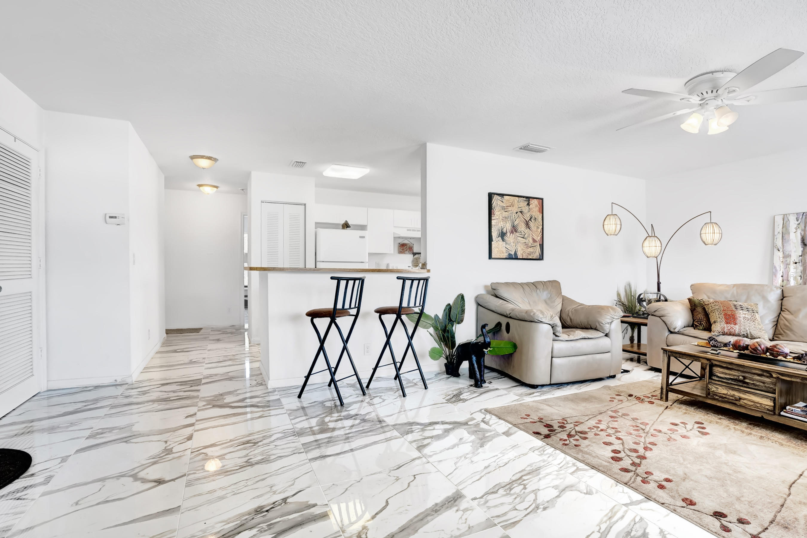 1476 West 31st Street Riviera Beach, FL 33404 - Photo 4 of 20 DSC07580