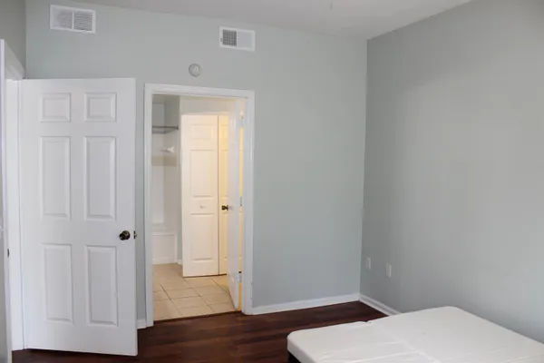 $1,795 | 2801 Chancellorsville Drive, Unit 1302, Tallahassee, FL 32312