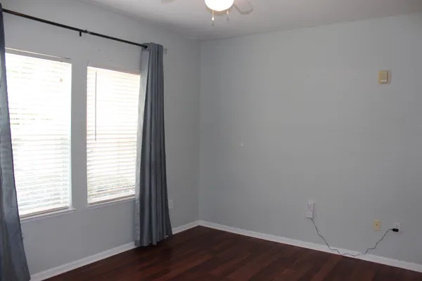 $1,795 | 2801 Chancellorsville Drive, Unit 1302, Tallahassee, FL 32312