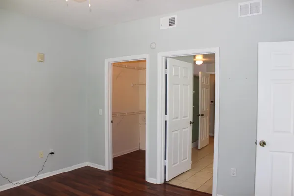 $1,795 | 2801 Chancellorsville Drive, Unit 1302, Tallahassee, FL 32312