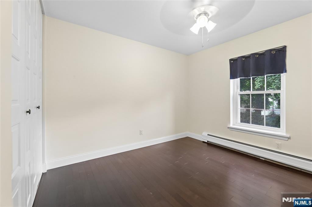364 West Ridgewood Avenue, Unit 3 Ridgewood, NJ 07450 - Photo 20 of 29