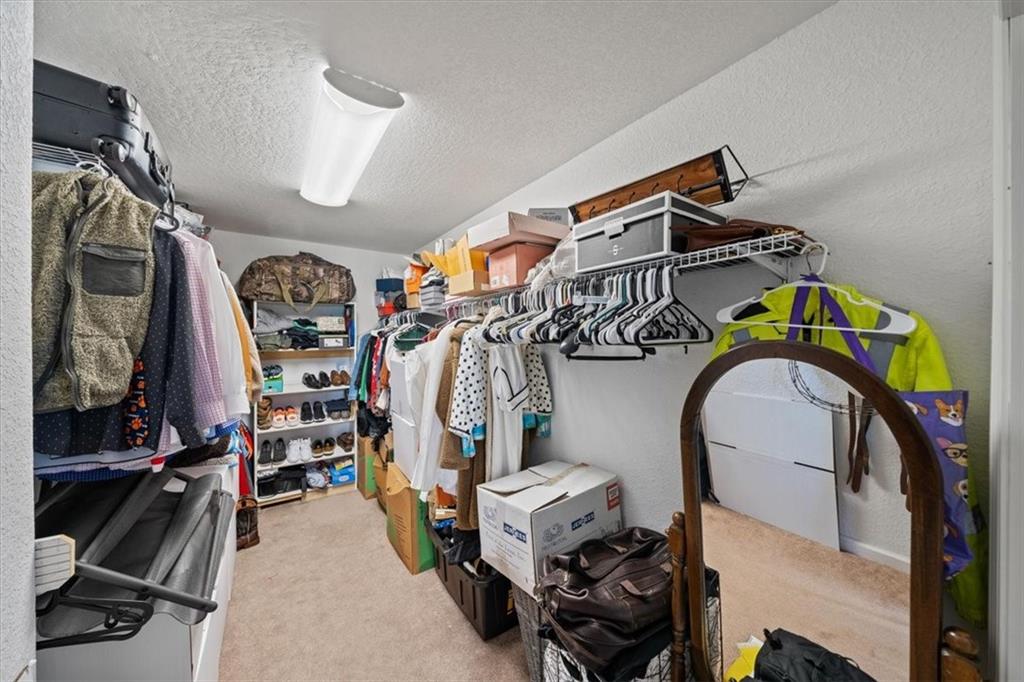 2248 Iowa Road Ottawa, KS 66067 - Photo 18 of 37