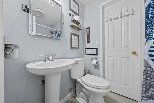 $449,000 | 2248 Iowa Road, Ottawa, KS 66067