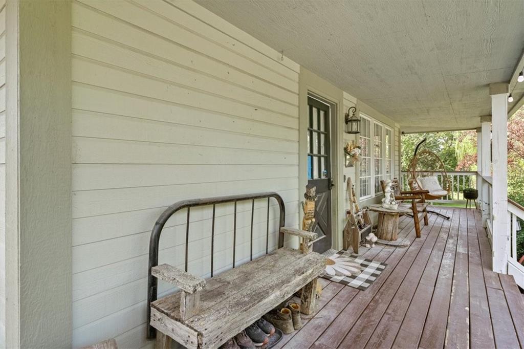 2248 Iowa Road Ottawa, KS 66067 - Photo 9 of 37