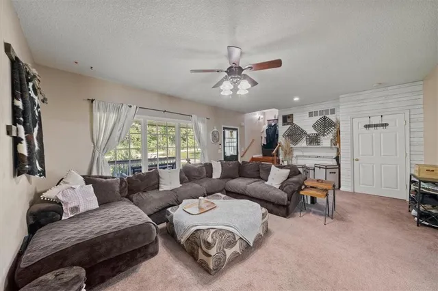 $449,000 | 2248 Iowa Road, Ottawa, KS 66067