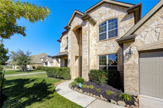 $635,000 | 6611 Hollow Bay Court, Katy, TX 77493
