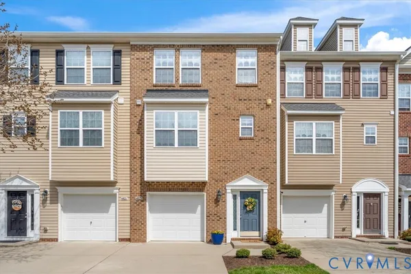 $369,000 | 4823 Sapphire Drive, Unit 4823, Midlothian, VA 23112