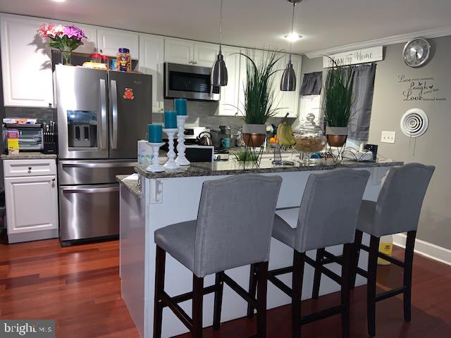 1054 Middleborough Road Baltimore, MD 21221 - Photo 5 of 20 Kitchen