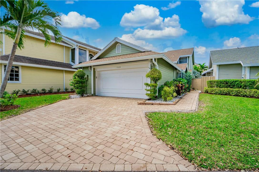 21419 Fairfield Lane Boca Raton, FL 33431 - Photo 16 of 50 Photo 16