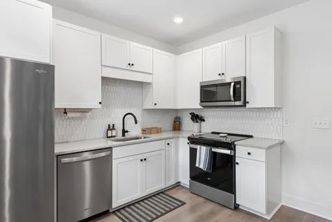 $479,900 | 332 Douglas Avenue, Nashville, TN 37207