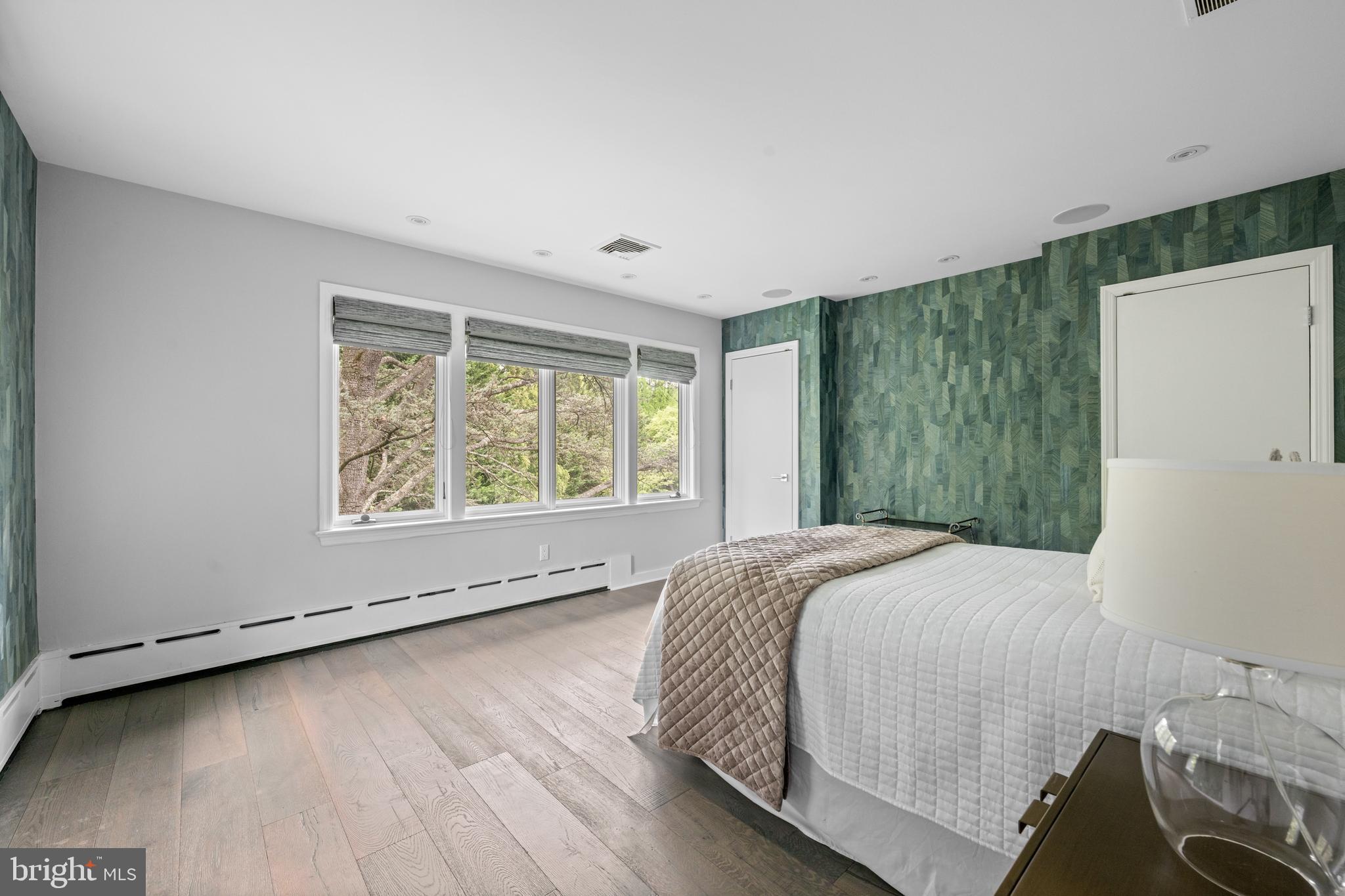 850 Lesley Road Villanova, PA 19085 - Photo 33 of 37 a bedroom with a bed and a window