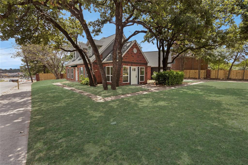 6112 West Poly Webb Road Arlington, TX 76016 - Photo 4 of 40