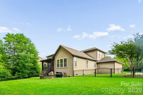 $994,000 | 7111 Yellowhorn Trail, Waxhaw, NC 28173