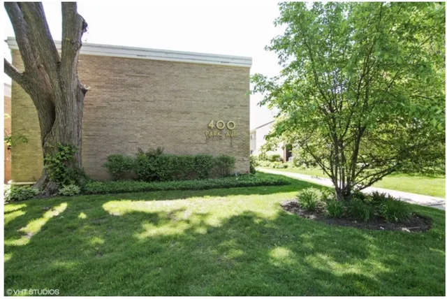 $2,999 | 400 Park Avenue, Unit B, Highland Park, IL 60035