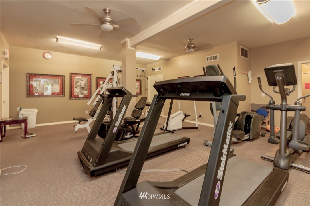 33020 10th Avenue Southwest, Unit F202 Federal Way, WA 98023 - Photo 20 of 22