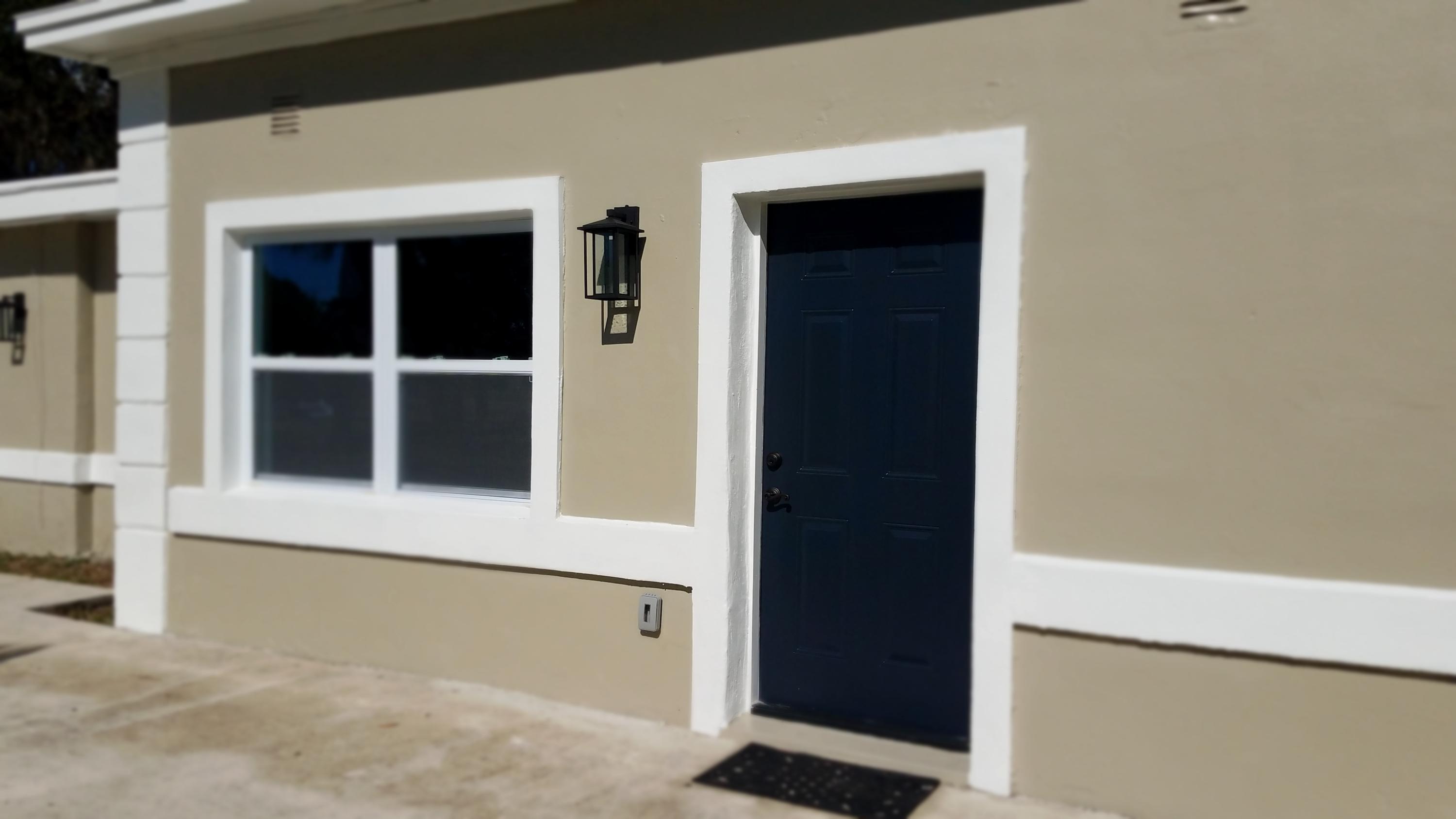 4104 Ave R Fort Pierce, FL 34947 - Photo 4 of 35 Ave R front door