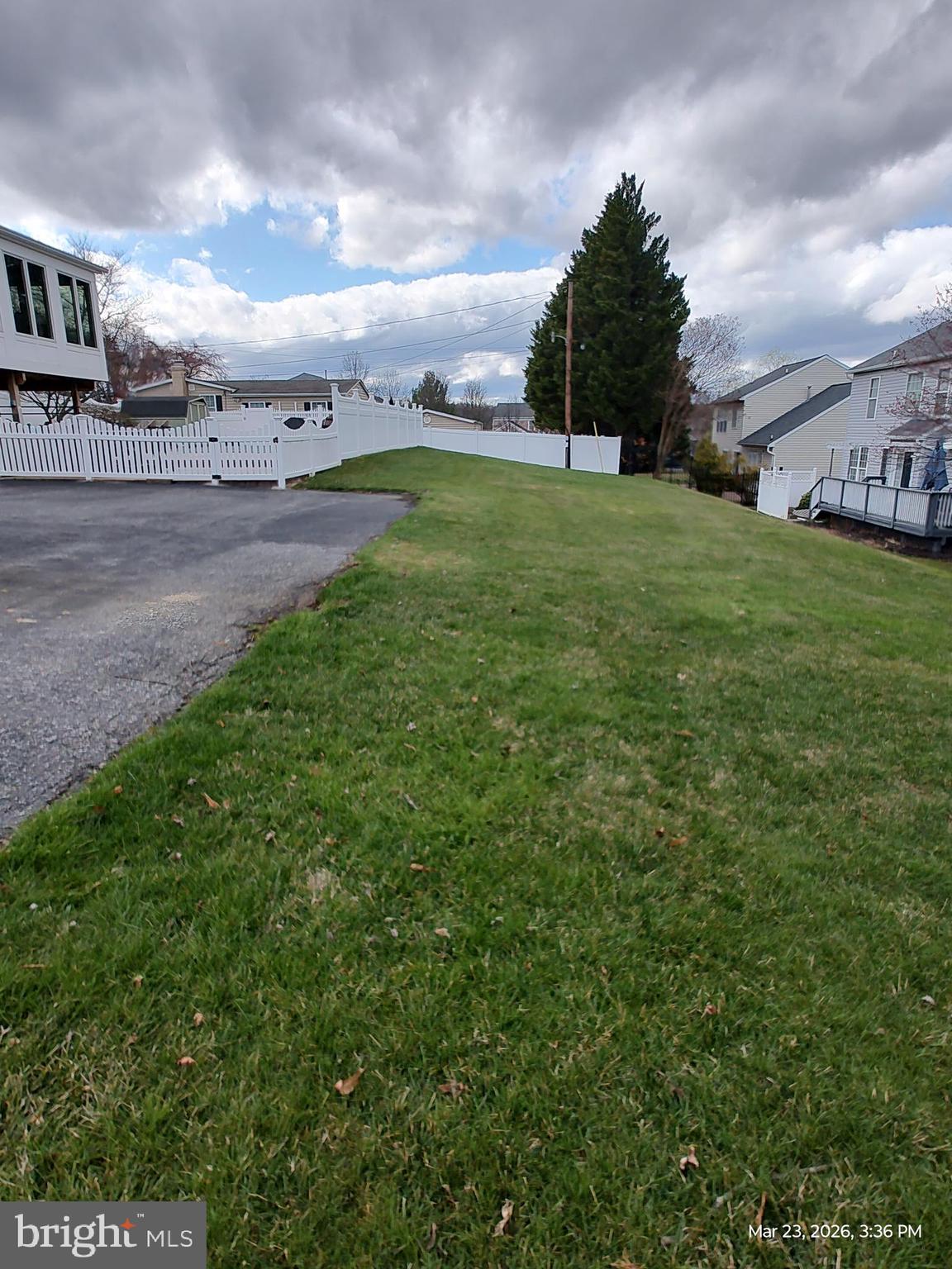 4728 Bucks School House Road Baltimore, MD 21237 - Photo 11 of 13