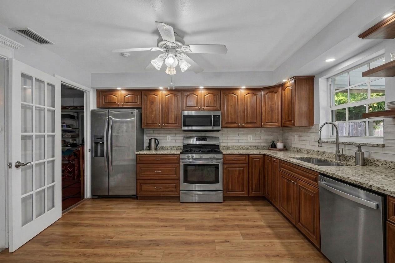 3213 Dover Road Pompano Beach, FL 33062 - Photo 18 of 49 balistreri-reshoot-22 kitchen remodel 2