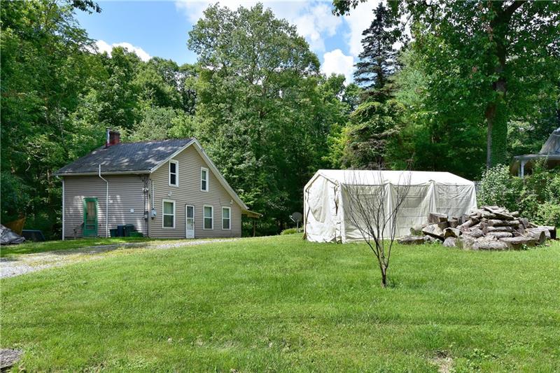 23 Grubbs Road Cheswick, PA 15024 - Photo 2 of 24