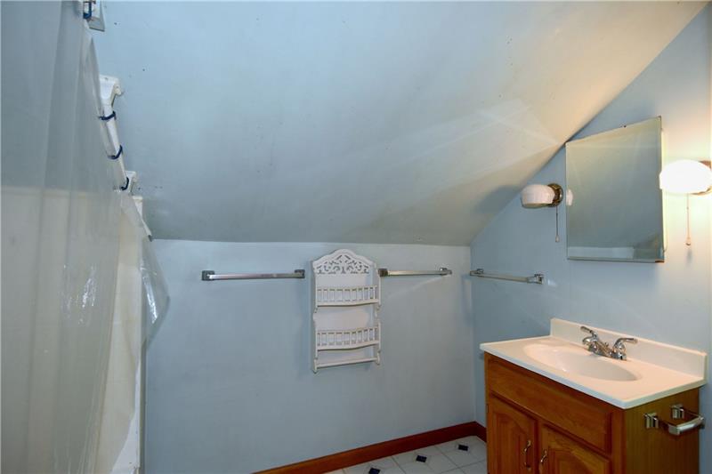 23 Grubbs Road Cheswick, PA 15024 - Photo 17 of 24