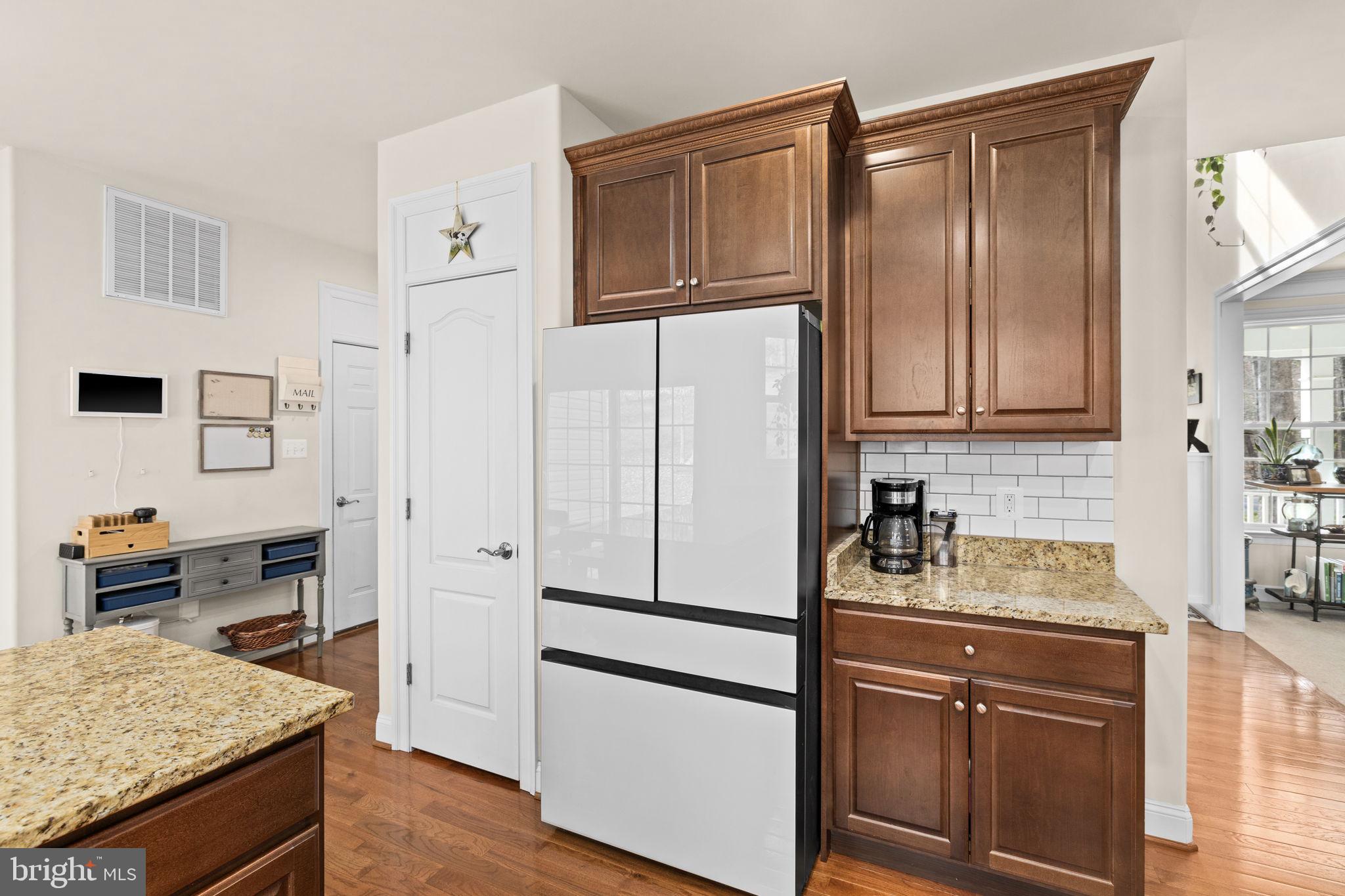 476 Decatur Road Stafford, VA 22554 - Photo 21 of 62 great cabinet space, coffee nook and pantry space