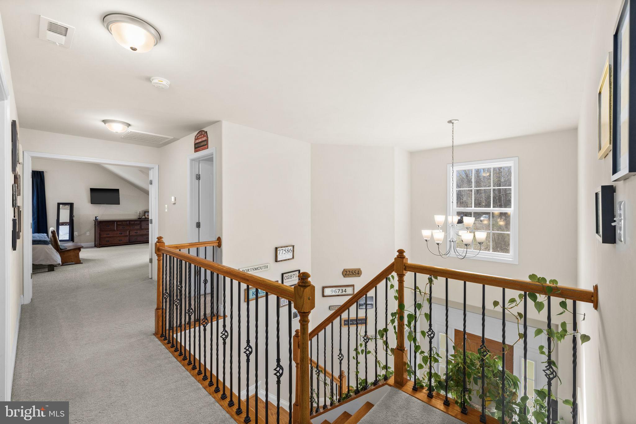 476 Decatur Road Stafford, VA 22554 - Photo 29 of 62 Second level hallway