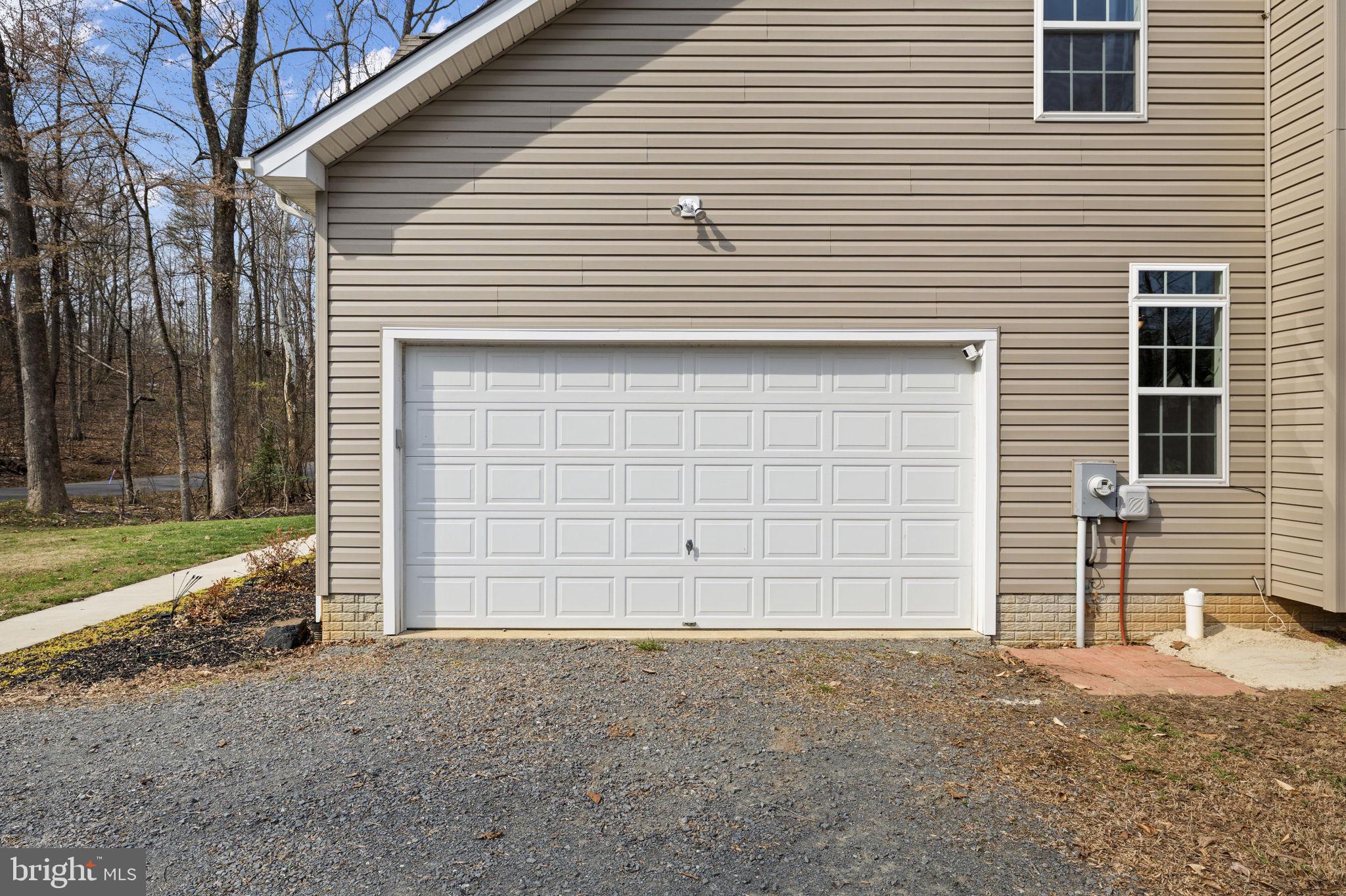 476 Decatur Road Stafford, VA 22554 - Photo 5 of 62 Attached two car garage