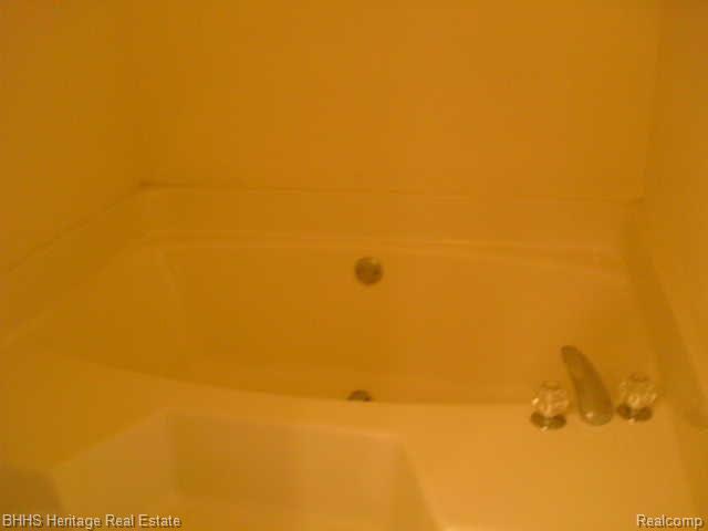5495 Van Orden Road Webberville, MI 48892 - Photo 6 of 18 007.JPG