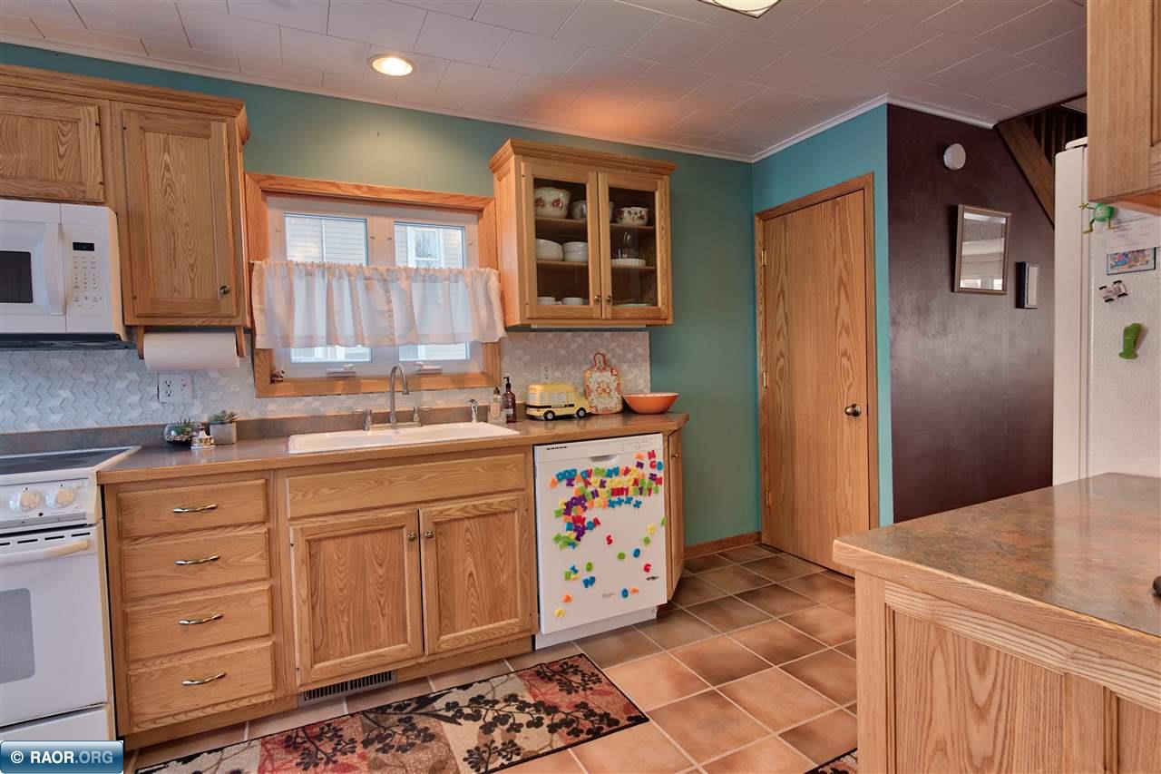 509 11th Street North Virginia, MN 55792 - Photo 3 of 22