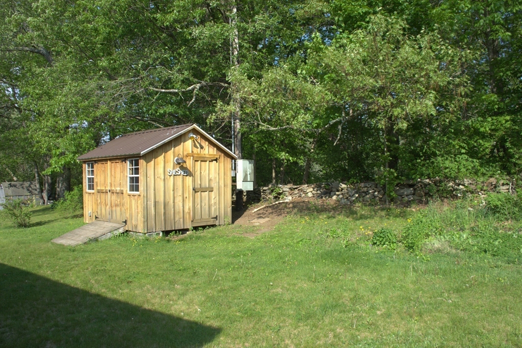 3 Sunshine Terrace Thompson, CT 06255 - Photo 5 of 15