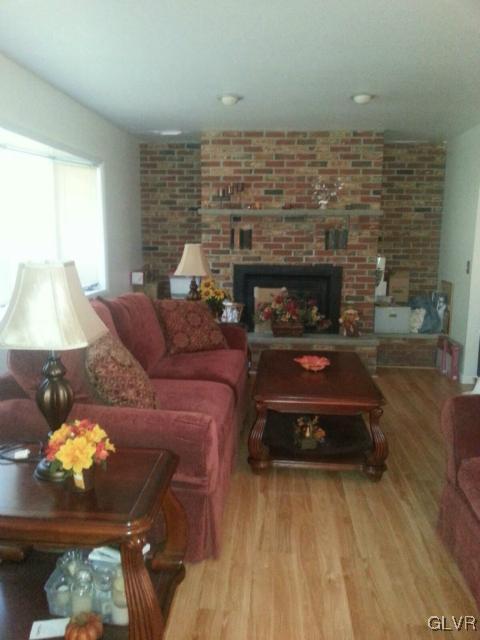 38 Holly Forest Road Mount Pocono, PA 18344 - Photo 7 of 14 Gallery Image 7