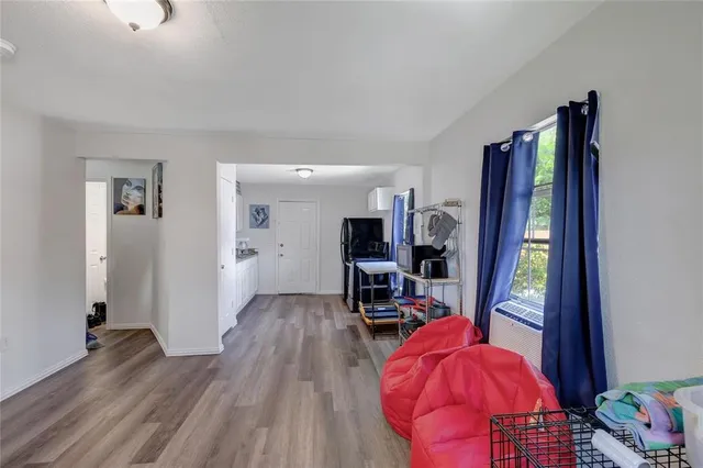 $1,300 | 2518 Birdell Street, Fort Worth, TX 76105