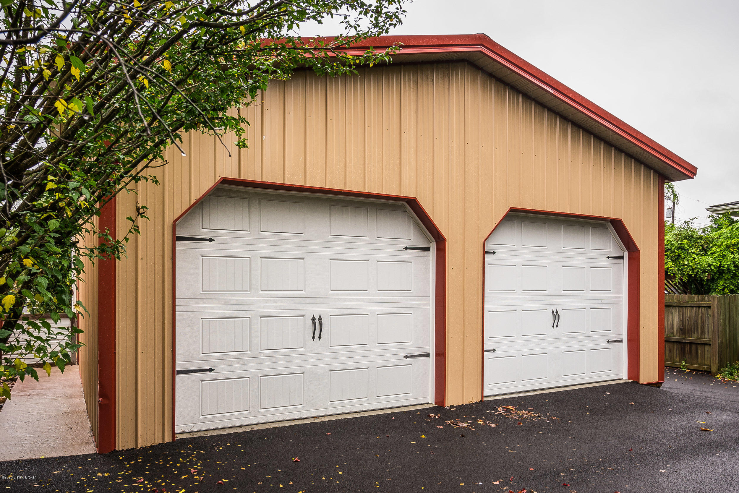 4804 Ulrich Road Louisville, KY 40299 - Photo 4 of 53 4804 Ulrich Rd-04