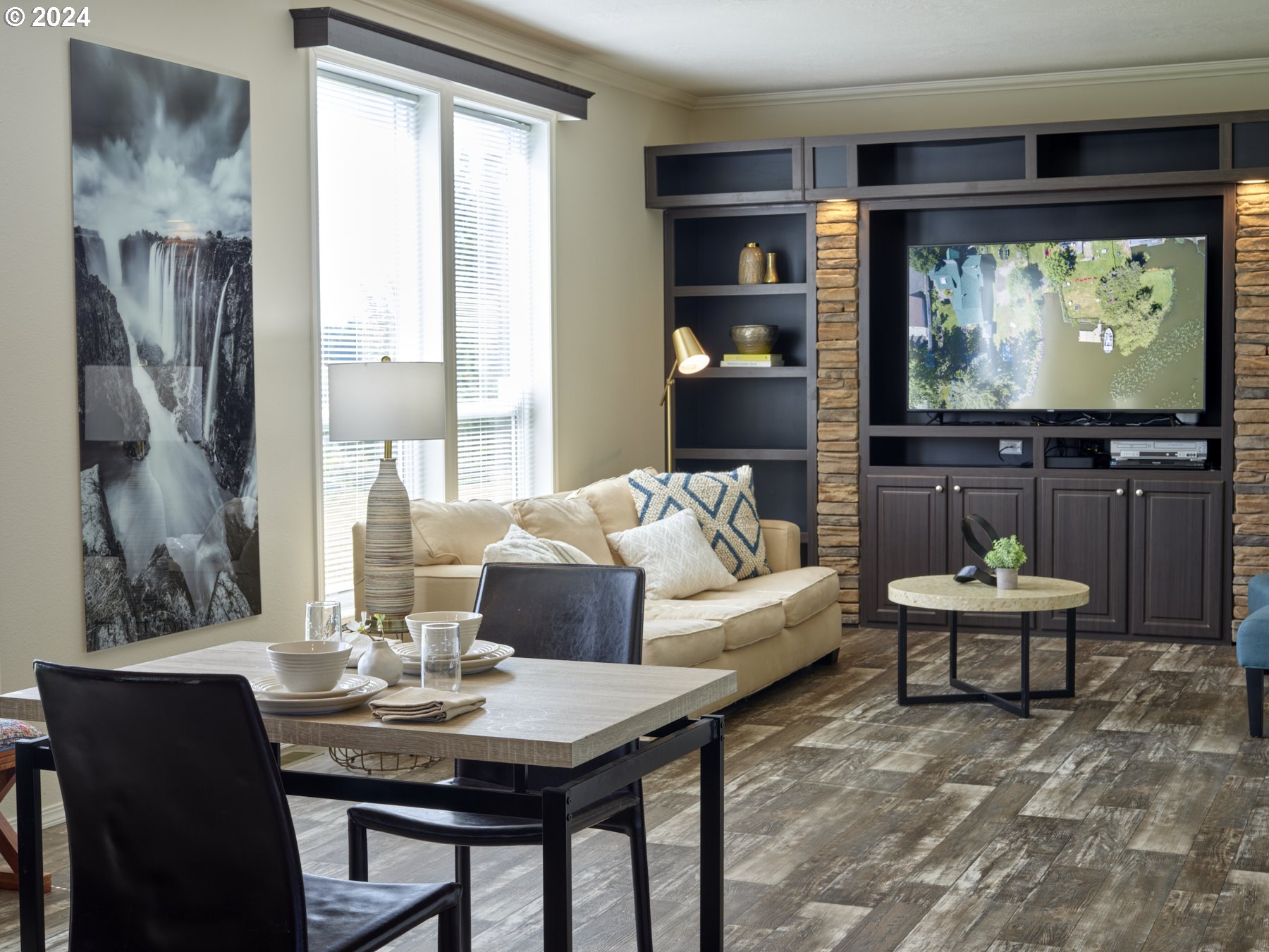 108 Rodgers Road Silverlake, WA 98645 - Photo 18 of 37 Family Room