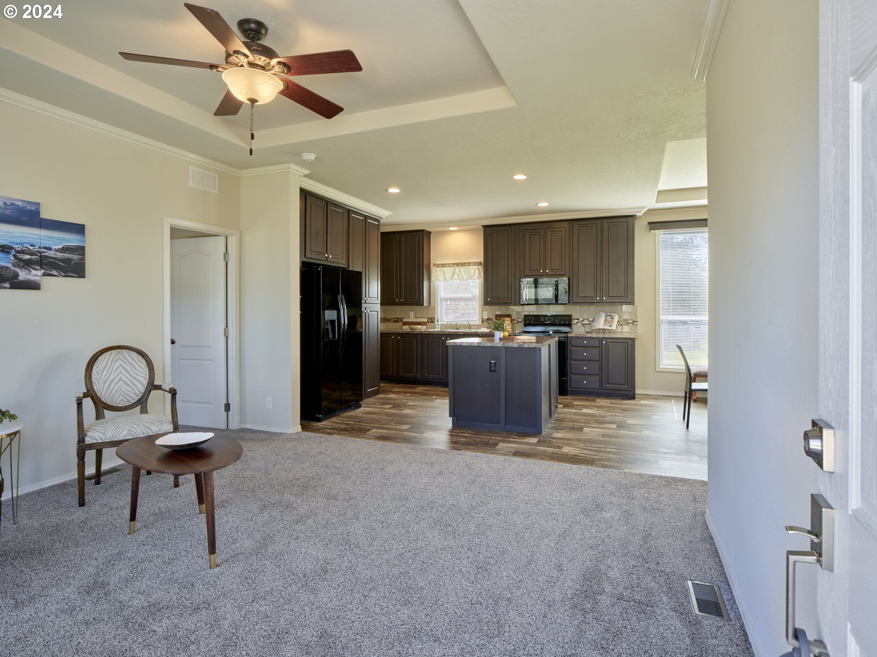 108 Rodgers Road Silverlake, WA 98645 - Photo 5 of 37 Entrance/Foyer