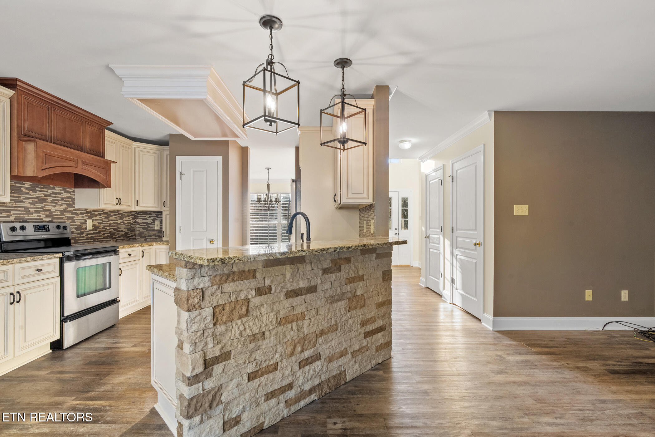 1365 Wineberry Road Powell, TN 37849 - Photo 10 of 43 DSC05605