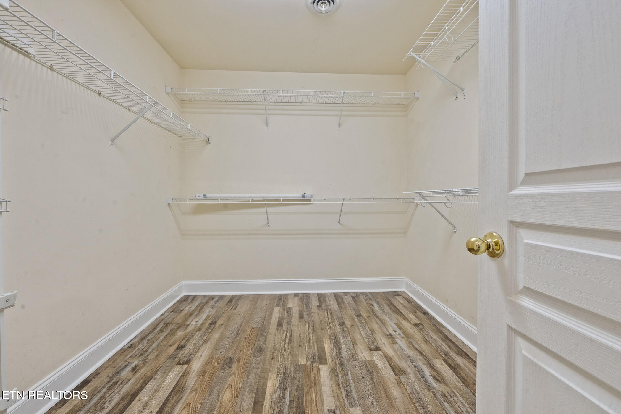 1365 Wineberry Road Powell, TN 37849 - Photo 27 of 43 Walk-In Closet