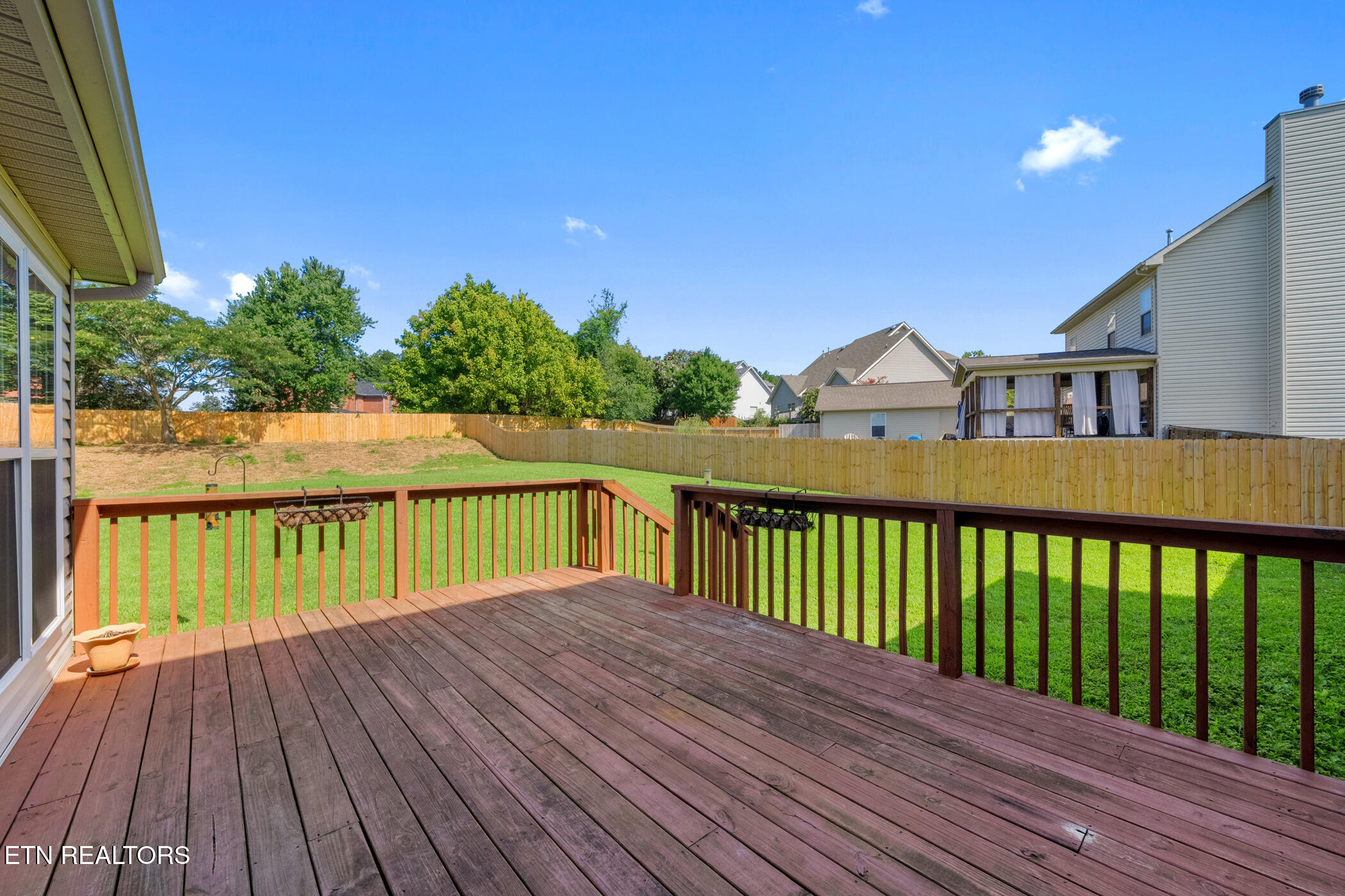1365 Wineberry Road Powell, TN 37849 - Photo 39 of 43 Great Deck