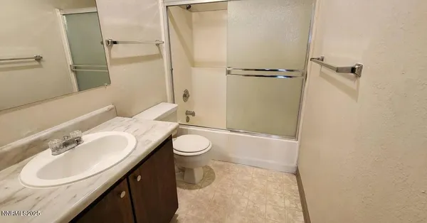 $995 | 4602 Neil Road, Unit 84, Reno, NV 89502