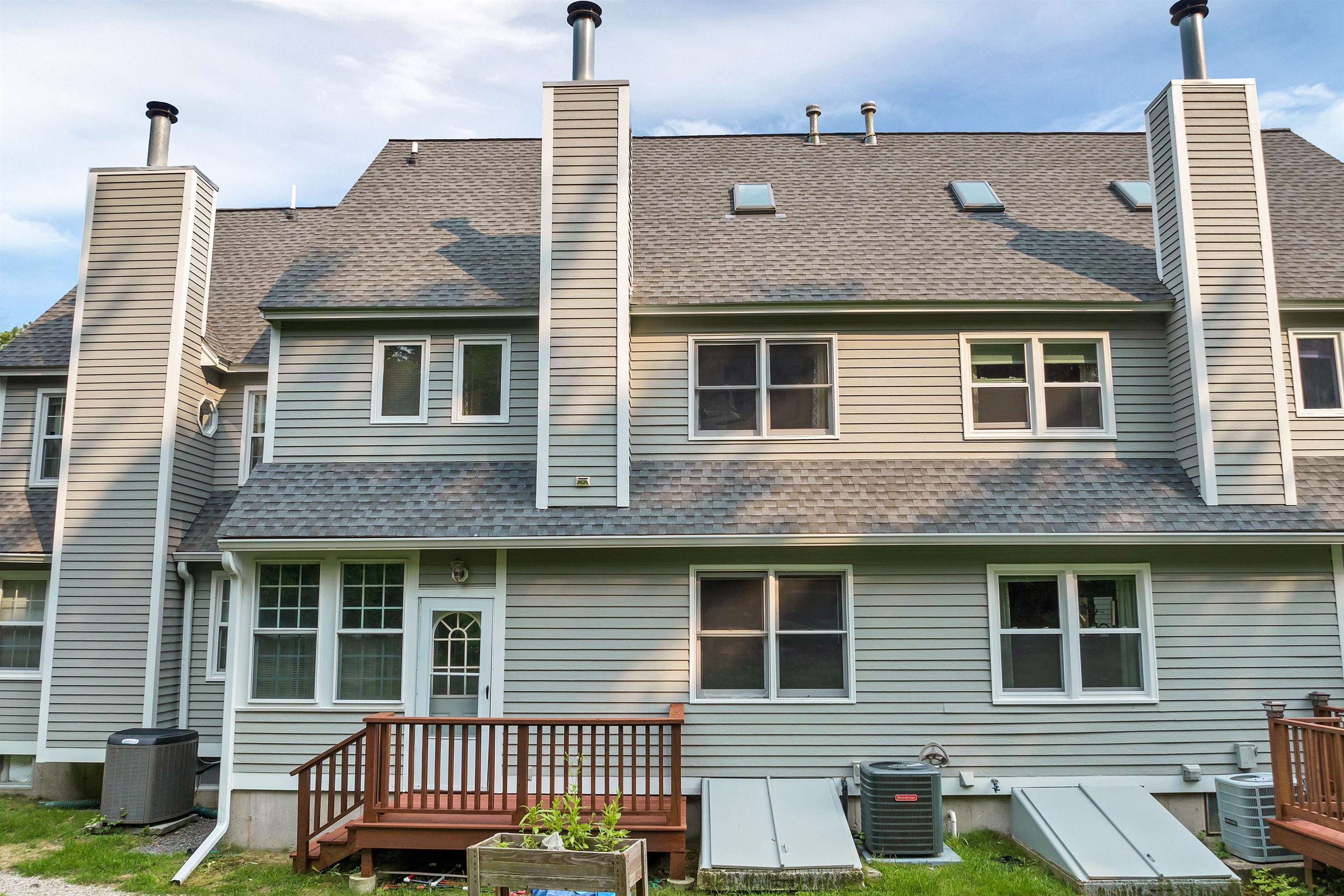 365 Winding Pond Road Londonderry, NH 03053 - Photo 25 of 40