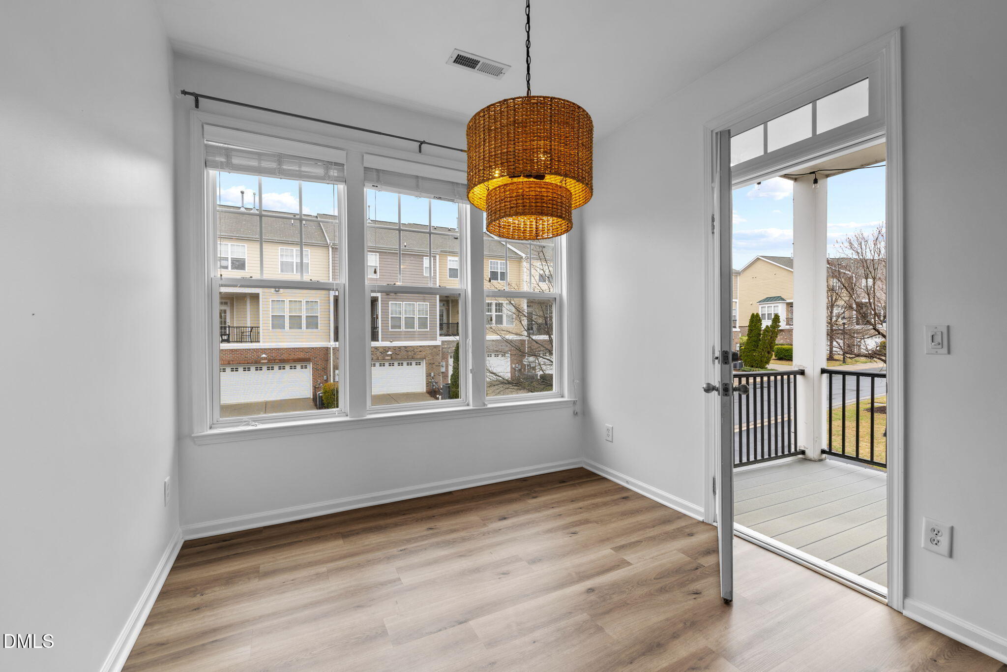 10122 Glen Autumn Road Raleigh, NC 27617 - Photo 18 of 32 16-web-or-mls-5Z8A9657