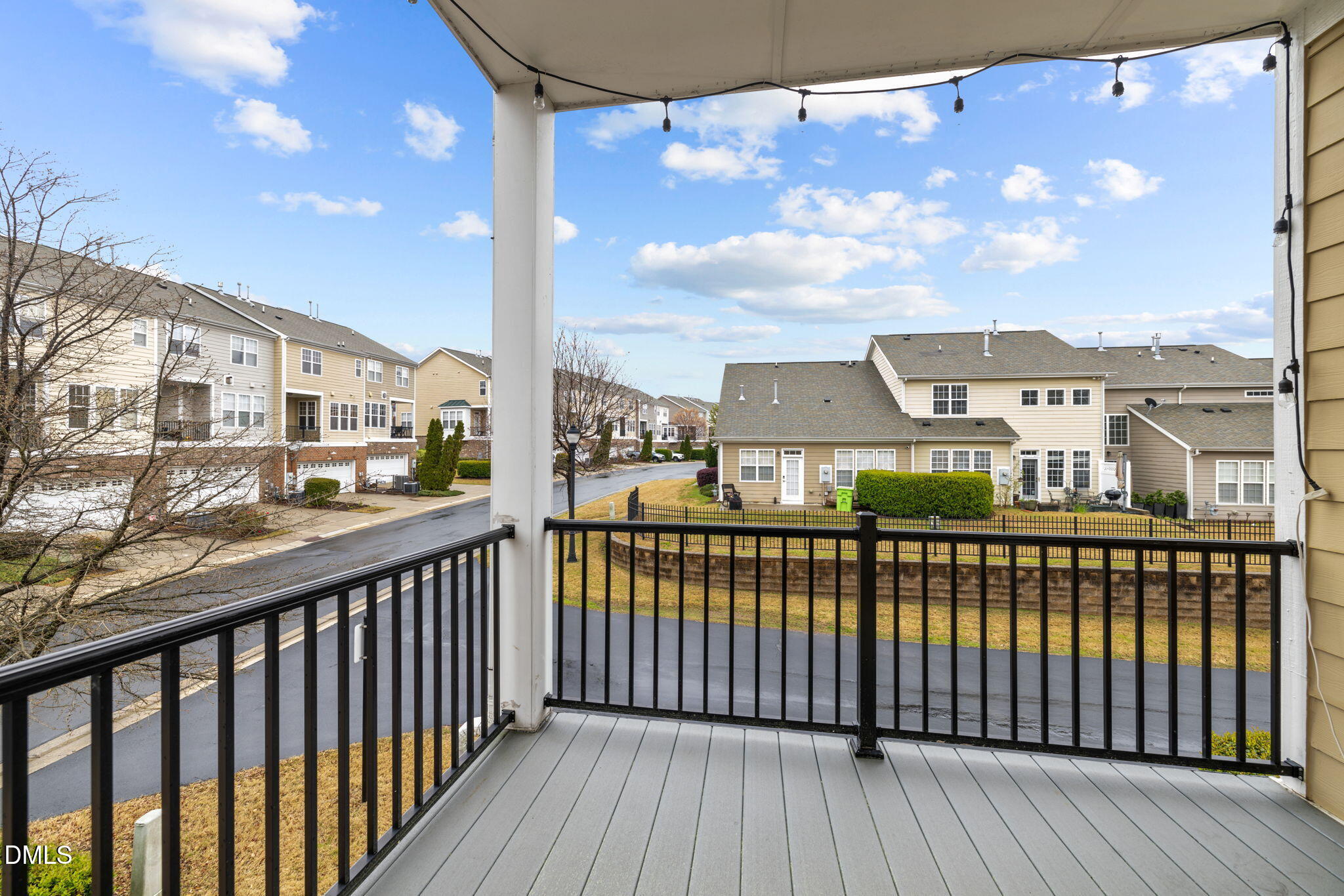 10122 Glen Autumn Road Raleigh, NC 27617 - Photo 19 of 32 21-web-or-mls-5Z8A9672