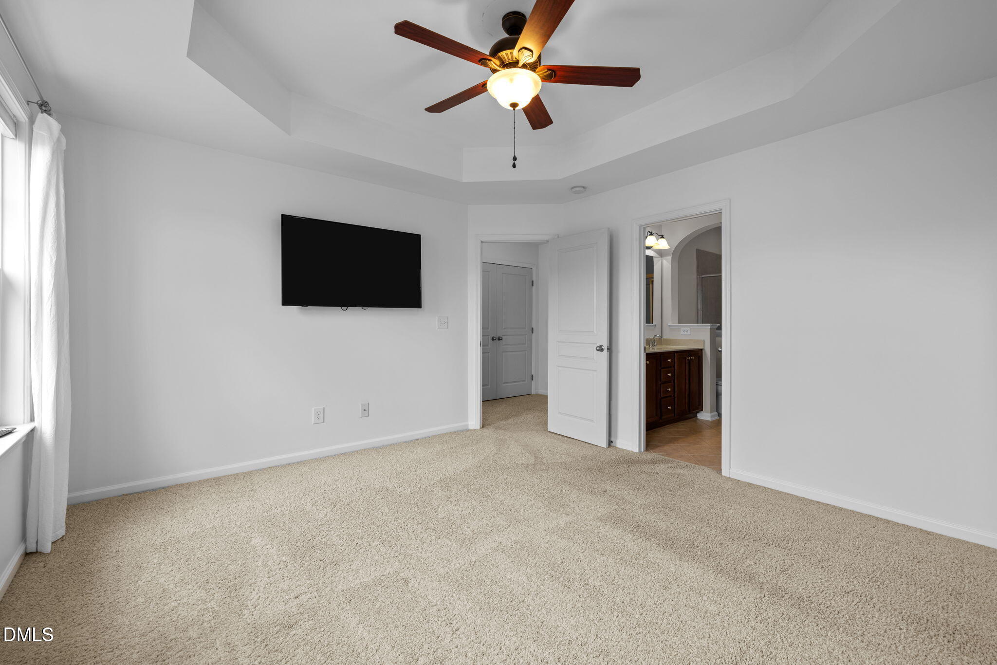 10122 Glen Autumn Road Raleigh, NC 27617 - Photo 25 of 32 30-web-or-mls-5Z8A9699