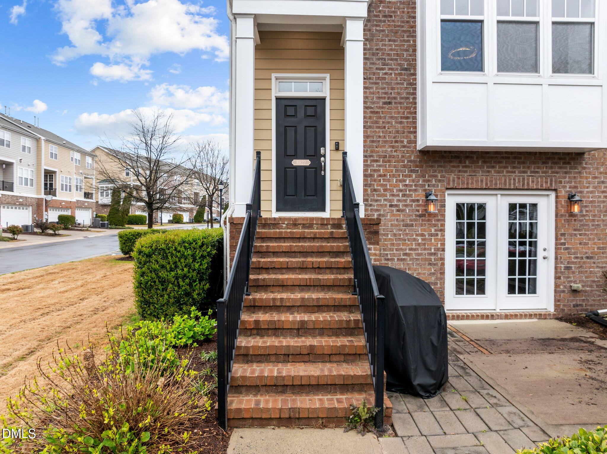 10122 Glen Autumn Road Raleigh, NC 27617 - Photo 6 of 32 39-web-or-mls-DJI_0296